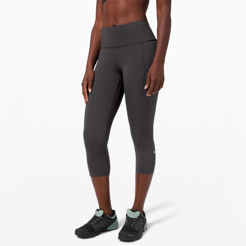 Lululemon Fast and Free Crop II 19" *Non-Reflective
Graphite Grey Size 8